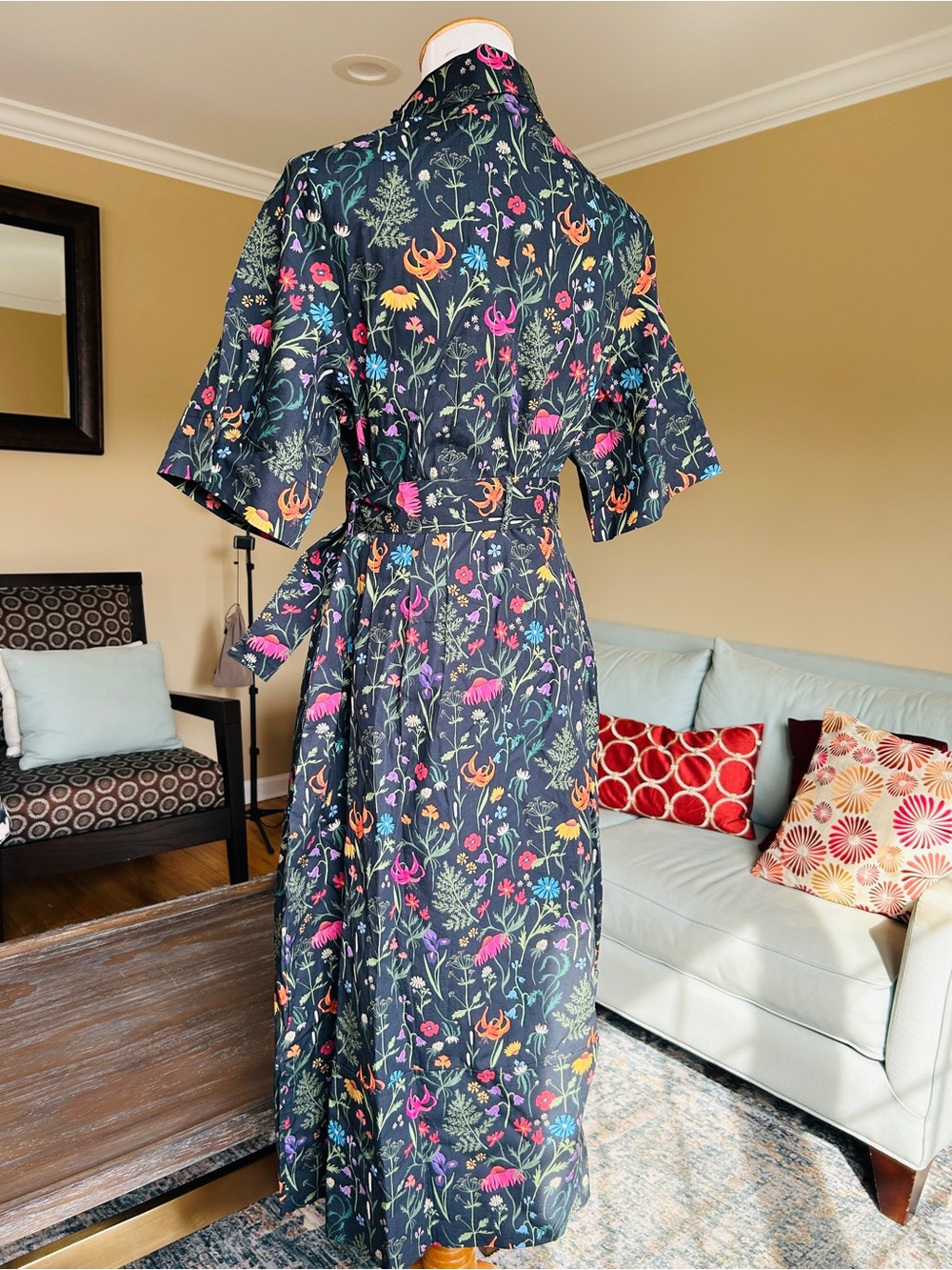 NWT Mixed by Nasrin Black Floral Belted Midi Shirt Dress Size Small - Picture 11 of 15